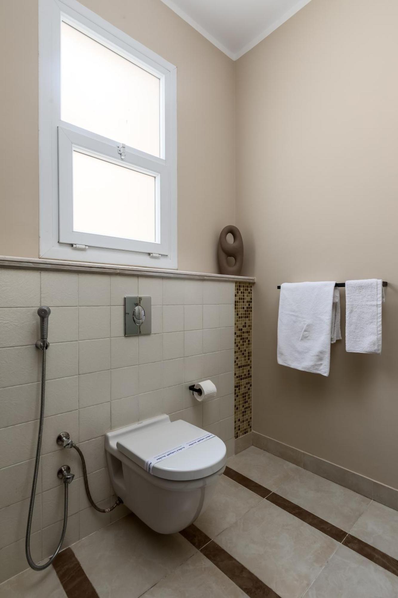 Livingville The Two-Fifty Kaherah Luaran gambar