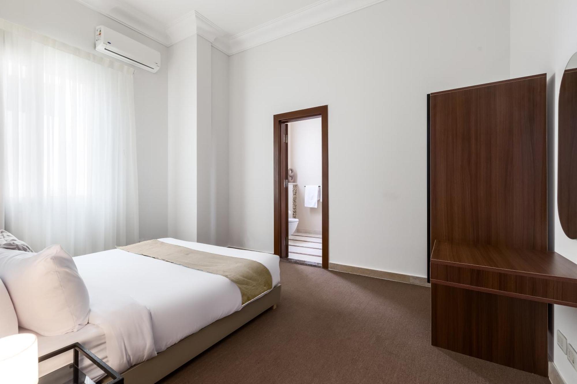 Livingville The Two-Fifty Kaherah Luaran gambar