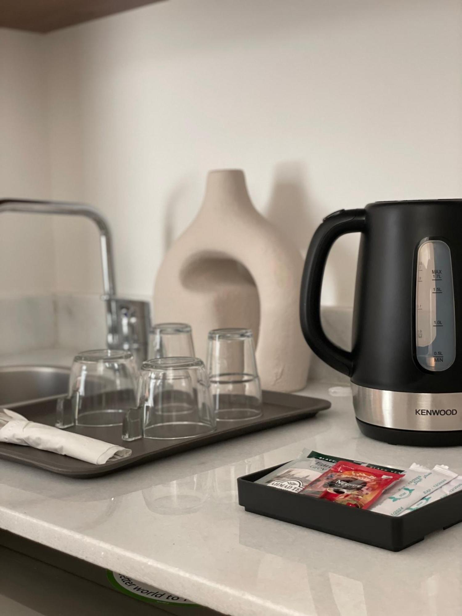 Livingville The Two-Fifty Kaherah Luaran gambar
